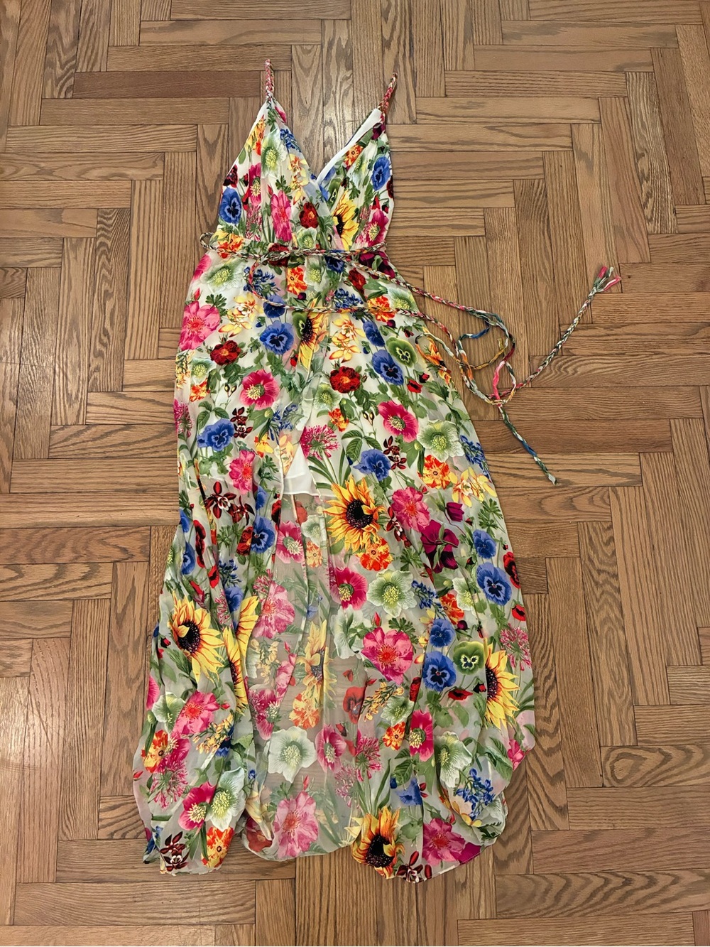 Alice + Olivia Multicolor Floral Maxi Dress with V-Neckq